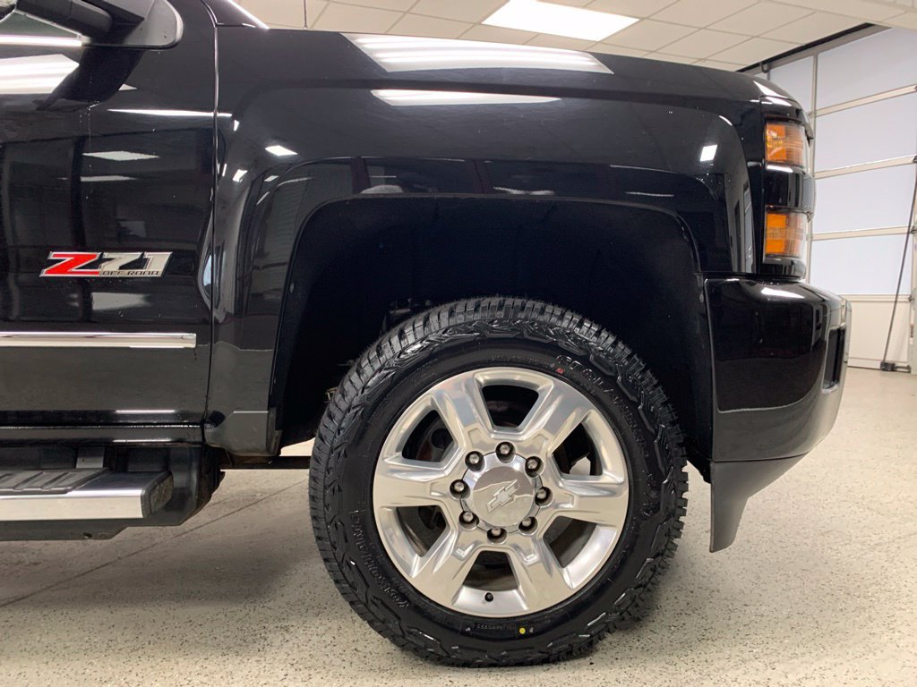 Used 2017 Chevrolet Silverado 2500 LTZ w/ Duramax Plus Package AWD/4WD image 10