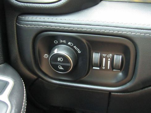 Used 2021 RAM 3500 Limited AWD/4WD image 22