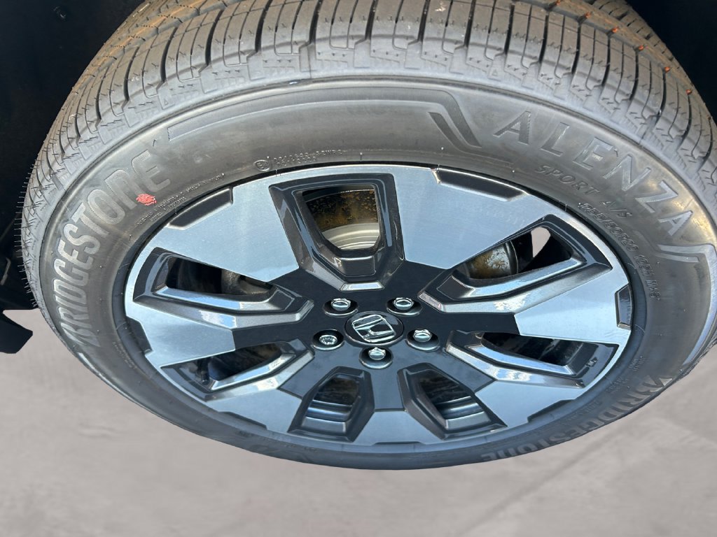 New 2026 Honda Pilot Touring image 14