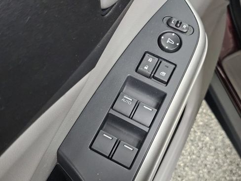 Used 2012 Honda CR-V EX-L image 31