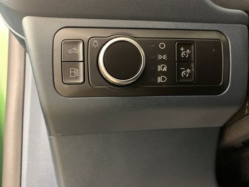 Used 2025 Ford Maverick XL image 17