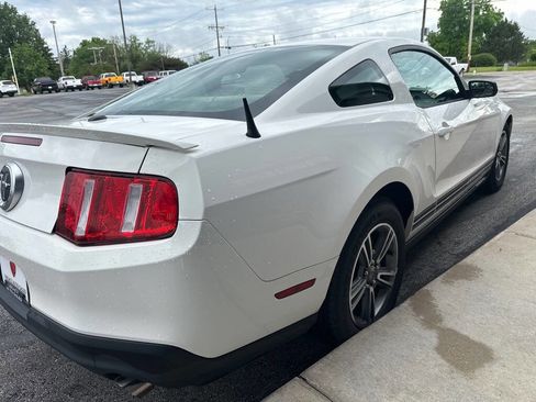 Used 2012 Ford Mustang Premium RWD image 5
