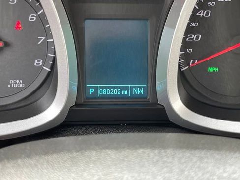 Used 2017 Chevrolet Equinox Premier w/ Enhanced Convenience Package image 16