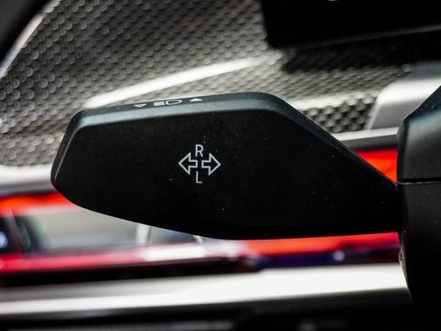 Used 2023 BMW 760i xDrive 760i xDrive w/ Executive Package image 25