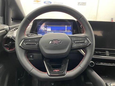 New 2026 Chevrolet Equinox EV RS AWD/4WD image 12