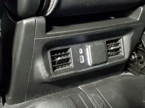 Used 2023 Chevrolet Silverado 1500 LT w/ Convenience Package II AWD/4WD image 30
