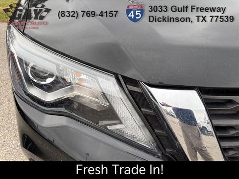 Used 2019 Nissan Pathfinder Platinum image 4