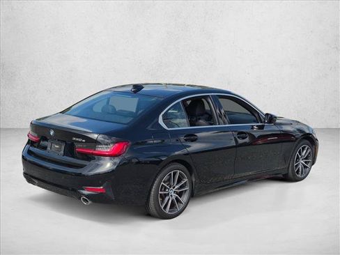 Used 2021 BMW 330e w/ Convenience Package RWD image 5