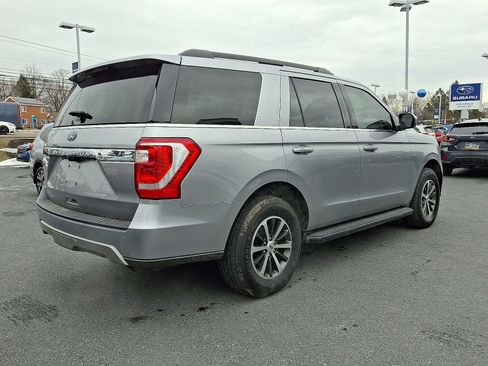 Used 2021 Ford Expedition XLT image 8
