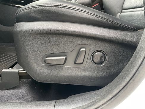 Used 2020 Kia Sorento EX image 36