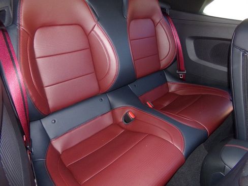 Used 2025 Ford Mustang GT Premium image 27