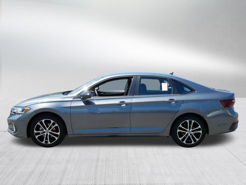 Certified 2023 Volkswagen Jetta Sport FWD image 4