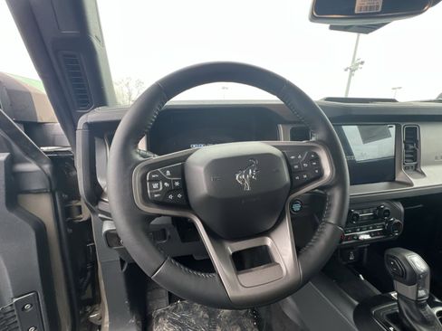 New 2026 Ford Bronco Outer Banks image 16