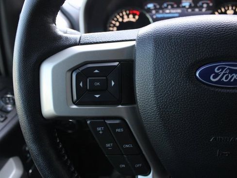 Used 2018 Ford F150 Lariat image 8
