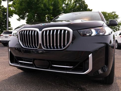 Used 2024 BMW X5 xDrive40i w/ Premium Package AWD/4WD image 15