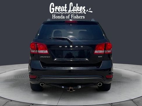 Used 2013 Dodge Journey SXT w/ Flexible Seating Group FWD image 4