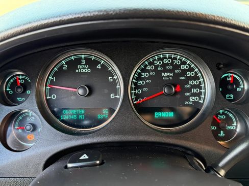 Used 2013 Chevrolet Tahoe LTZ image 14