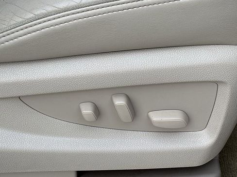 Used 2017 GMC Yukon Denali w/ Open Road Package image 33