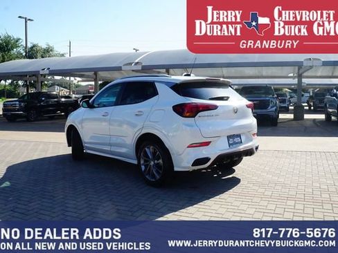 Used 2023 Buick Encore GX Select w/ Sport Touring Package FWD image 5