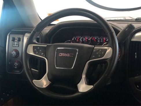Used 2014 GMC Sierra 1500 SLT w/ SLT Preferred Package AWD/4WD image 16