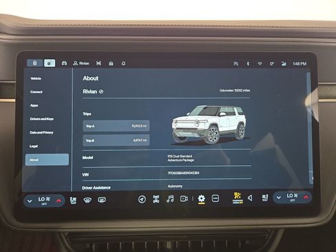 Used 2025 Rivian R1S Adventure AWD/4WD image 29