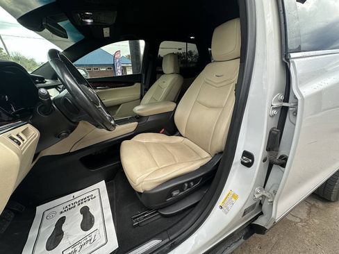 Used 2019 Cadillac XT5 Luxury FWD image 15