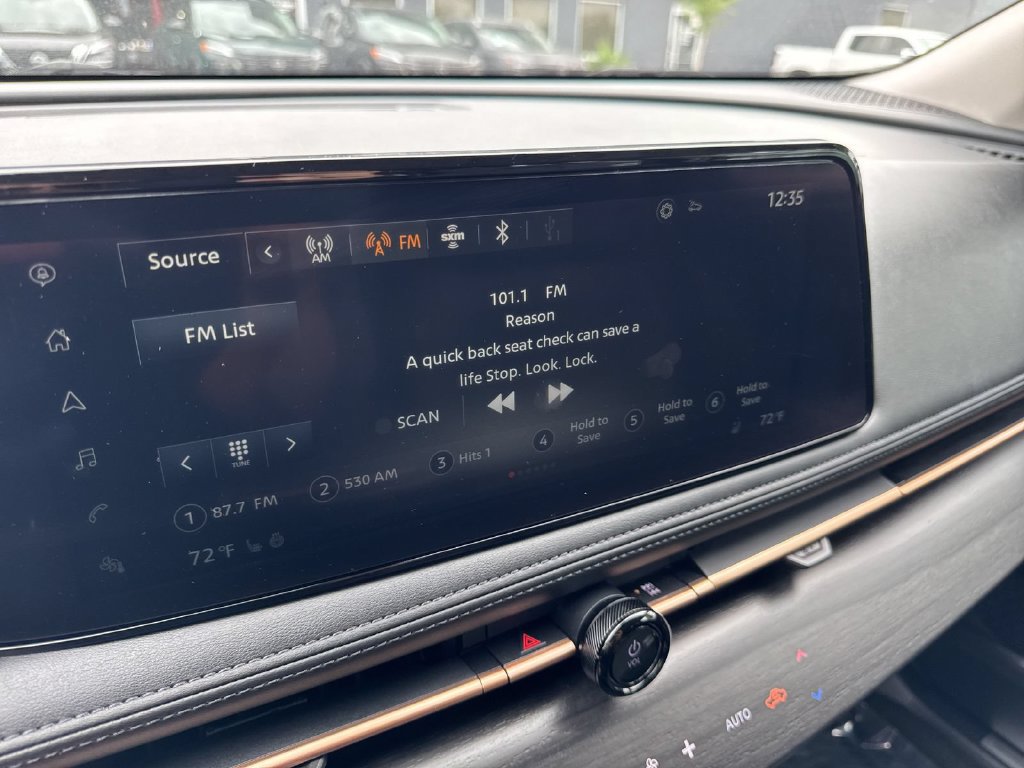 Certified 2023 Nissan Ariya AWD image 10