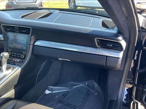 Used 2017 Porsche 911 Carrera image 28