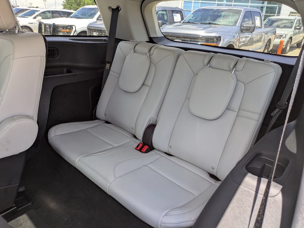 Used 2026 Lincoln Aviator 2WD image 8