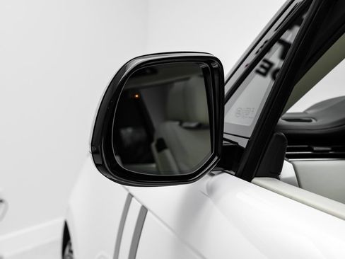 Used 2024 Land Rover Range Rover SE AWD/4WD image 39