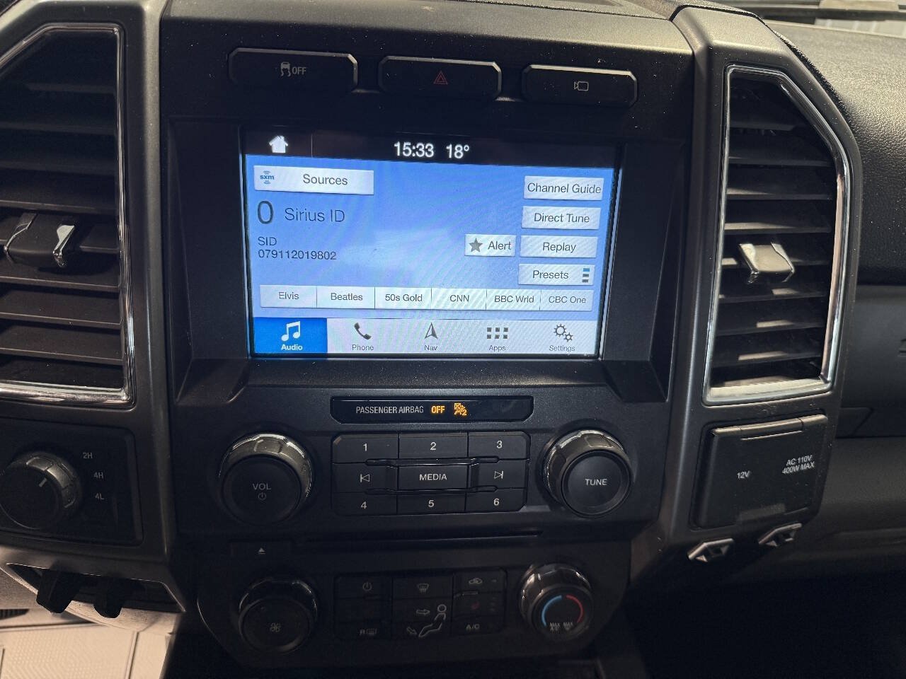Used 2018 Ford F250 XLT w/ XLT Premium Package AWD/4WD image 11