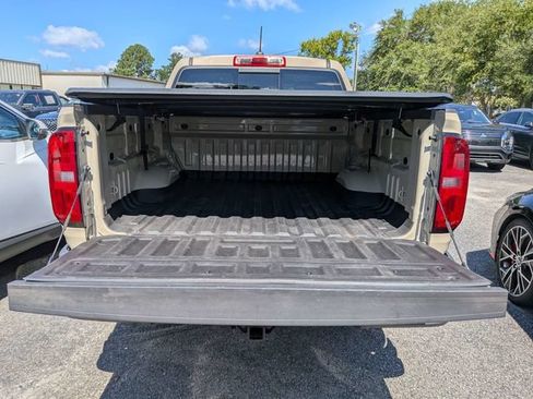 Used 2021 Chevrolet Colorado Z71 w/ Safety Package RWD image 13