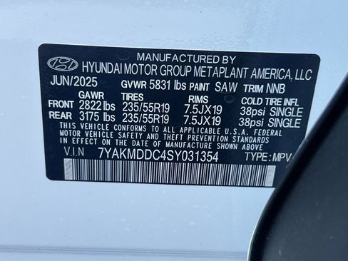 New 2025 Hyundai Ioniq 5 SE image 24