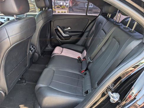 Used 2019 Mercedes-Benz A 220 4MATIC image 14