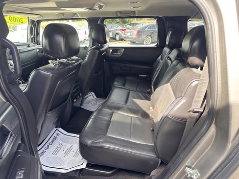 Used 2009 HUMMER H2 image 14