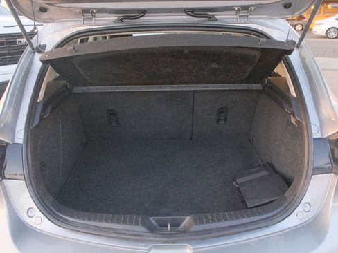 Used 2013 MAZDA MAZDA3 i Touring image 34