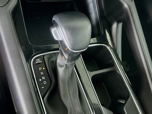 Used 2025 Kia Telluride S image 25