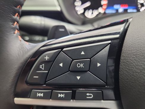 Used 2023 Nissan Altima 2.5 SR image 12