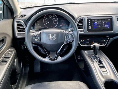 Used 2022 Honda HR-V EX image 4