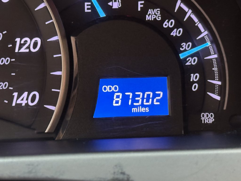 Used 2015 Toyota Camry LE FWD image 17