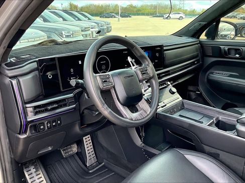 Used 2024 Hyundai Santa Fe Calligraphy image 15