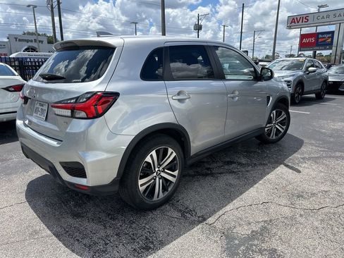 Used 2025 Mitsubishi Outlander Sport SE AWD/4WD image 4