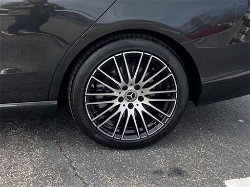 Used 2023 Mercedes-Benz C 300 4MATIC Sedan image 10