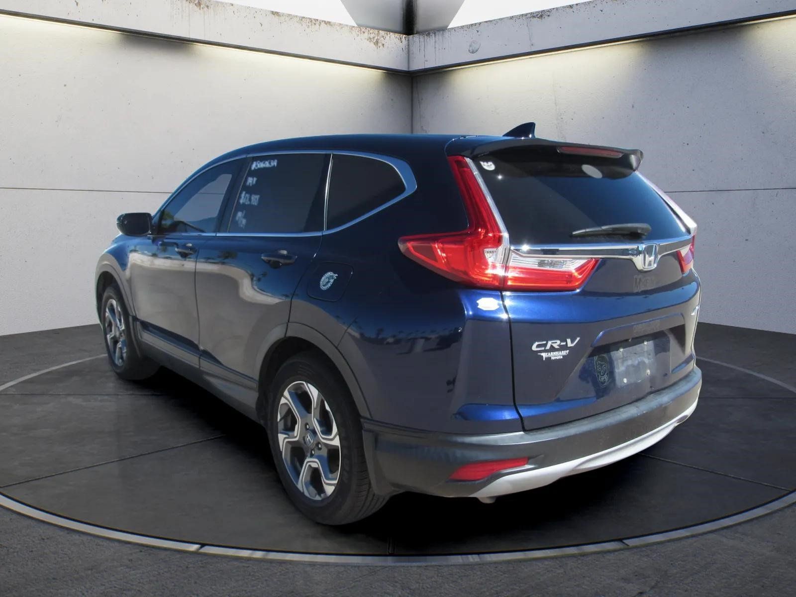 Used 2017 Honda CR-V EX image 4