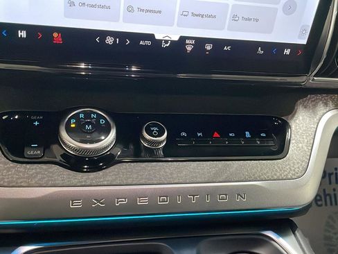 New 2025 Ford Expedition Tremor image 26