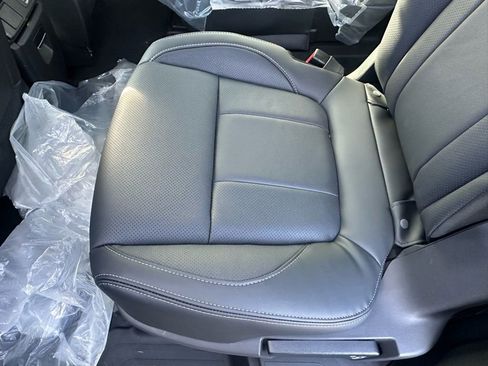 New 2026 Subaru Ascent Limited w/ Popular Package #2 image 8