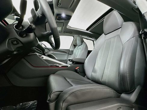 Certified 2025 Audi Q5 Prestige AWD/4WD image 18