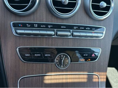 Used 2019 Mercedes-Benz C 300 Sedan image 25