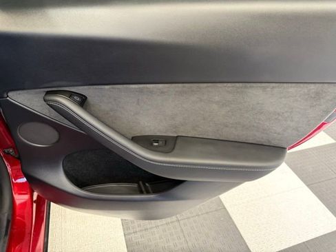 Used 2024 Tesla Model Y Long Range image 25