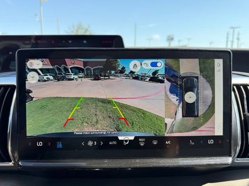 Certified 2025 Ford Expedition Platinum w/ Driver's Package AWD/4WD image 22